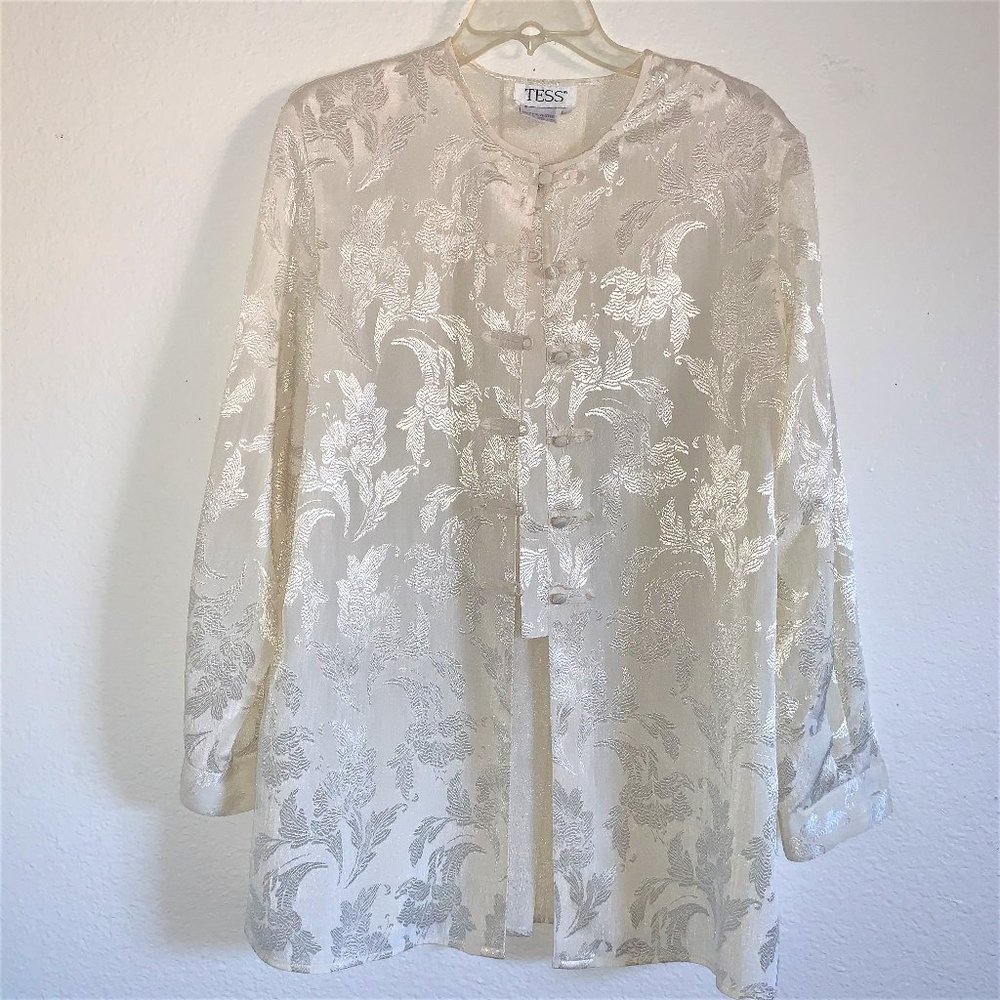 Tess Tunic with Loop & Button Closure